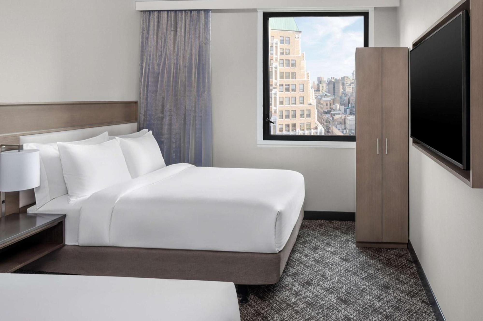 Doubletree By Hilton New York Times Square South Hotel Buitenkant foto